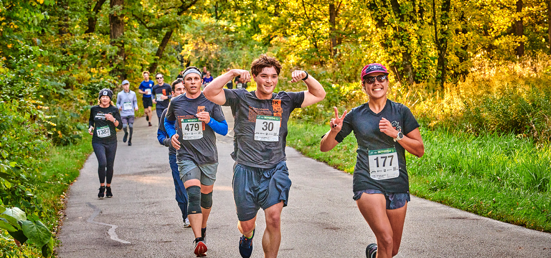 Photograph of runners participating in the Fall Color 5K Run and Walk at The Morton Arboretum