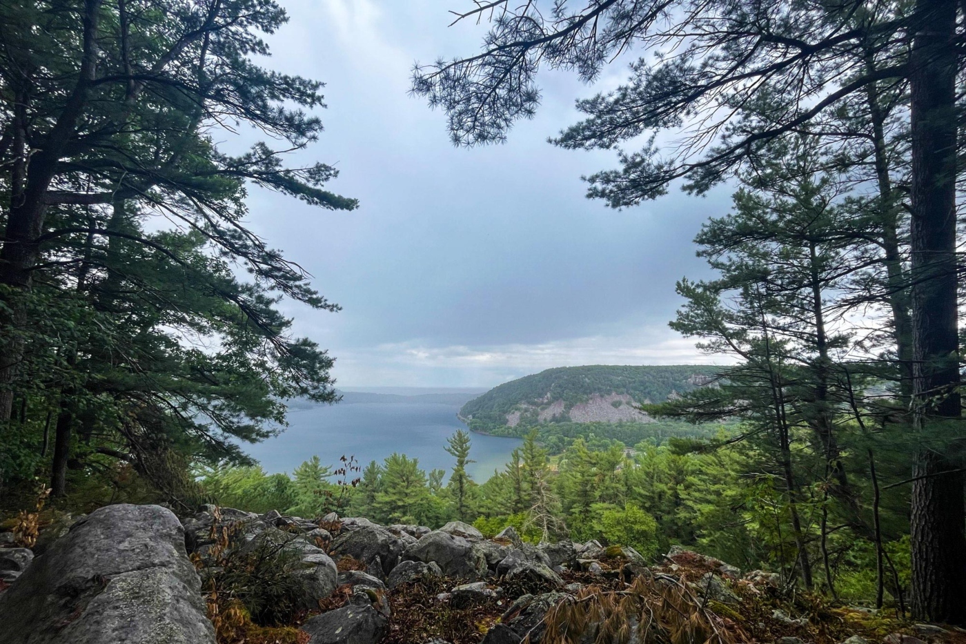 Photograph of a lake looking out from the top of Devil's Lake in Wisconsin