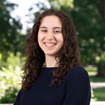 Headshot photograph of Olivia Crossman